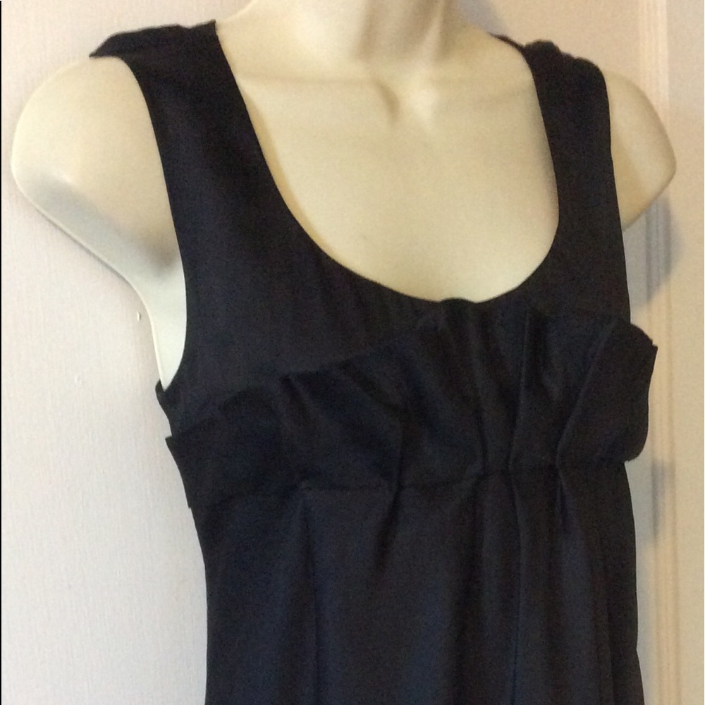 Sleeveless Scalloped Silk MIU-MIU Top Sz.40 (IT)